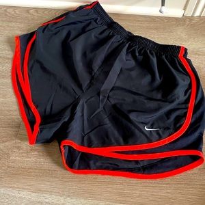 Nike DrFit Running Shorts - WOMENS MEDIUM